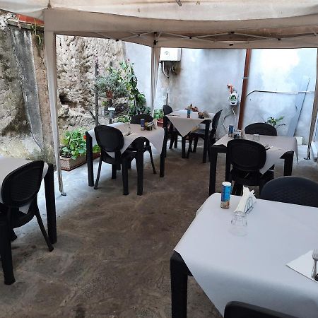 Hotel Le Tre Stazioni Генуя Экстерьер фото