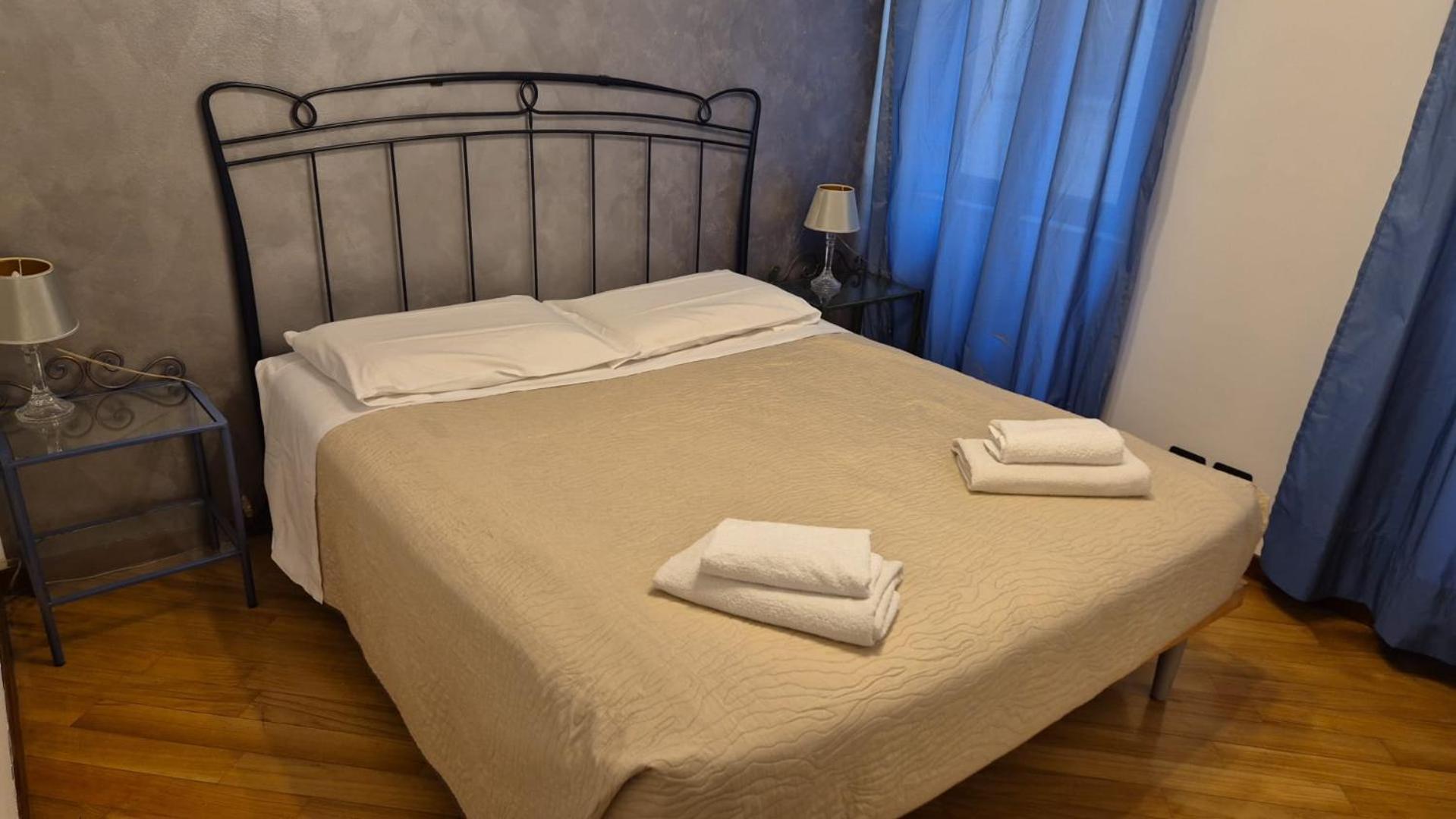 Hotel Le Tre Stazioni Генуя Экстерьер фото